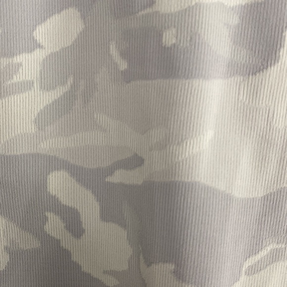 Lululemon Cropped Camo Jacket - Picture 2 of 5